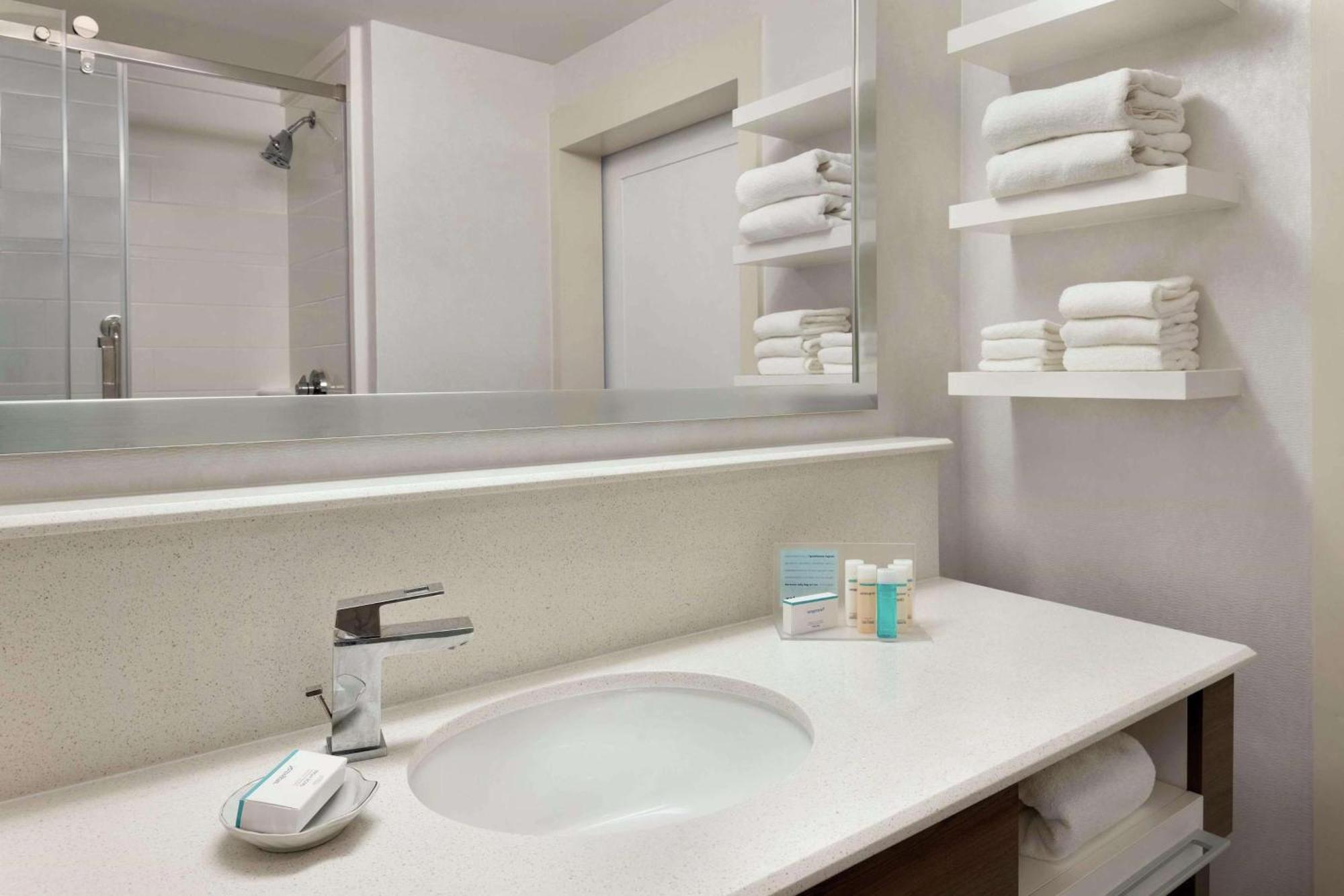 Hampton Inn Denville-Rockaway-Parsippany Exterior foto